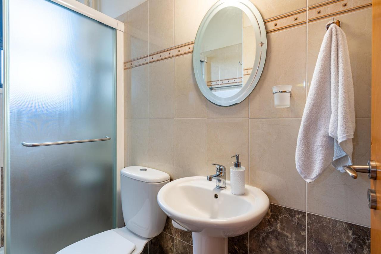 Freya 1-Bedroom Apartment In Larnaca Luaran gambar