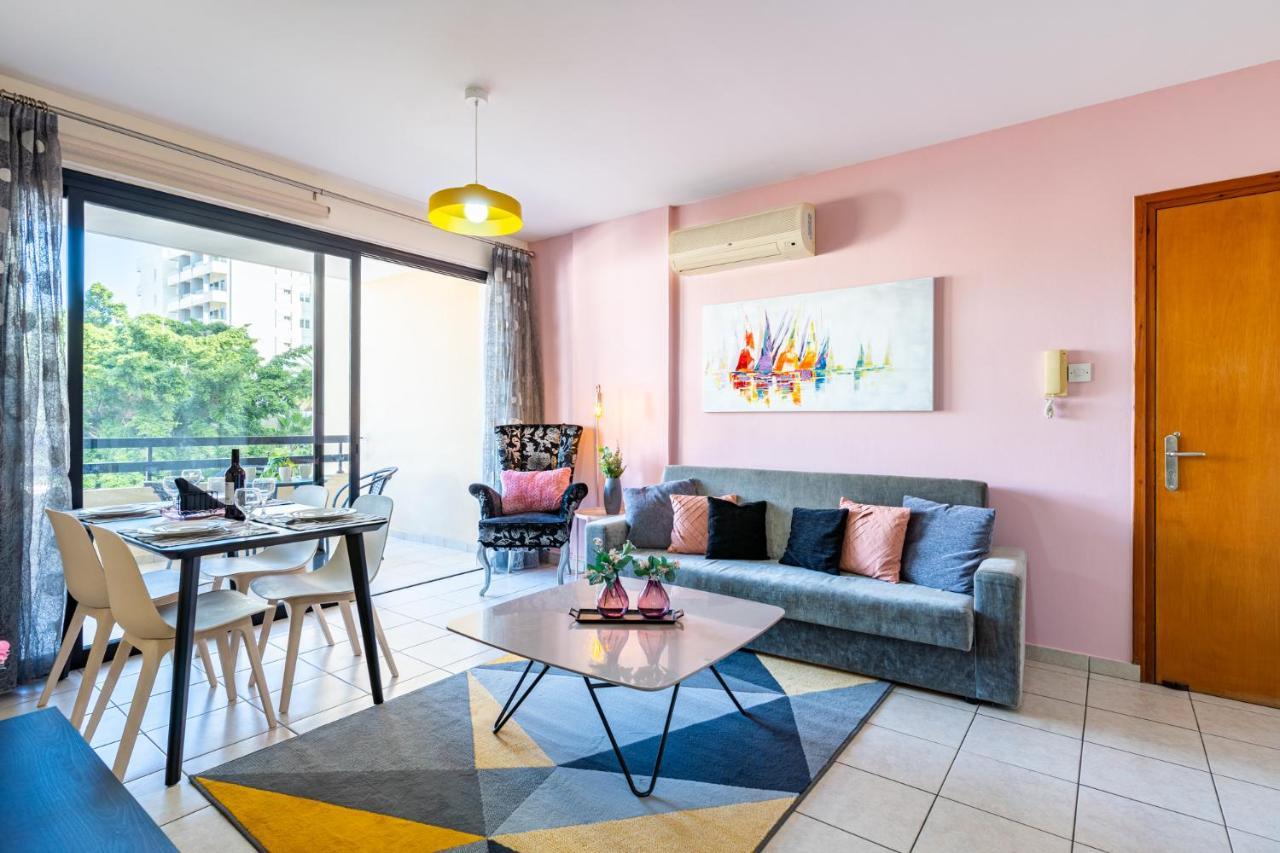 Freya 1-Bedroom Apartment In Larnaca Luaran gambar