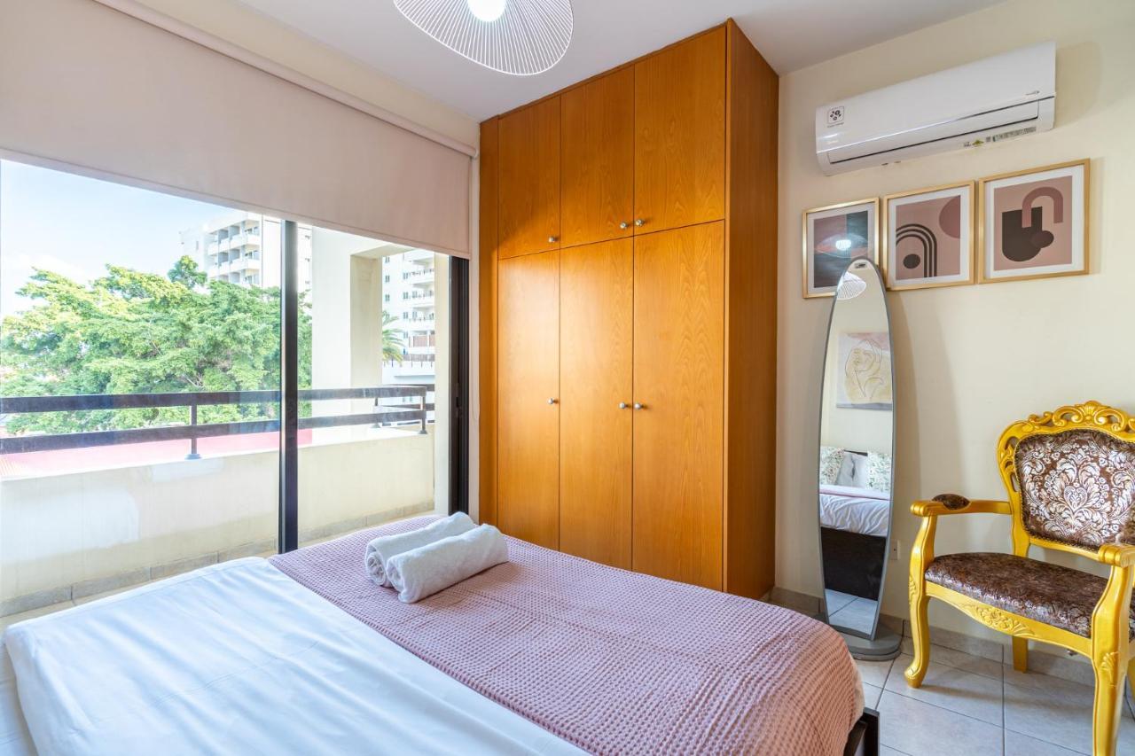 Freya 1-Bedroom Apartment In Larnaca Luaran gambar