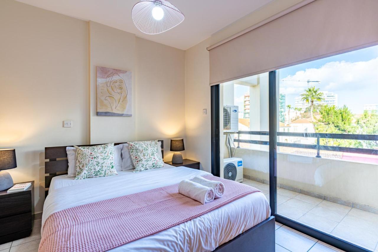 Freya 1-Bedroom Apartment In Larnaca Luaran gambar